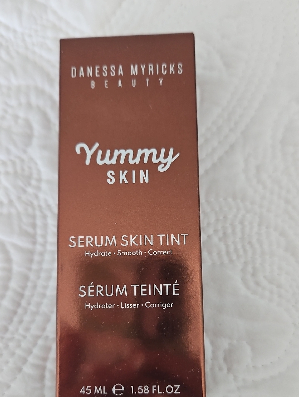 Danessa Myricks Beauty Yummy Skin Serum Skin Tint - Light to Medium Neutral